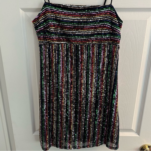 Altar’d State Sequince Party Dress - Picture 2 of 9